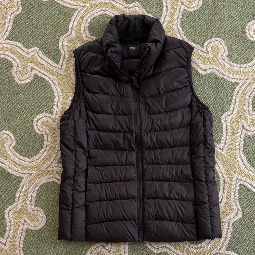 Uniqlo brown Puffer Vest